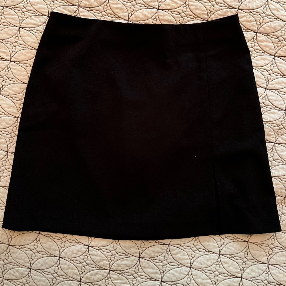 Aritzia Women's Black Skirt